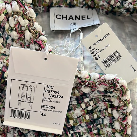 CHANEL NEW with Tags Jacket Size 44 - Picture 13 of 15